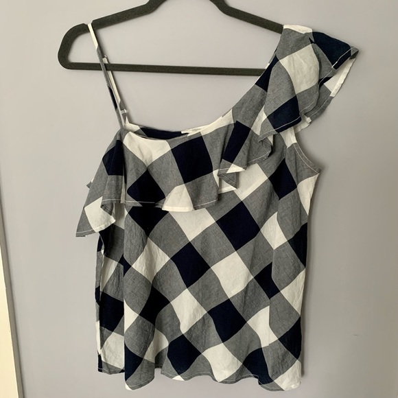 Asymmetrical ruffle sleeve spaghetti strap checkered top - Picture 2 of 5